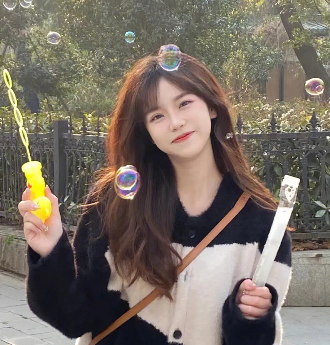 哭红眼后舞后她不装了